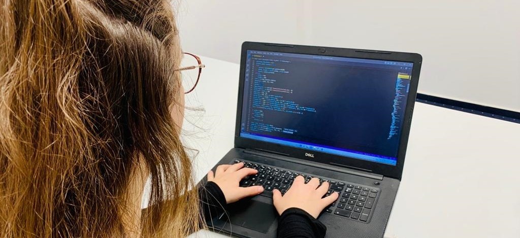 Between prototypes and programming